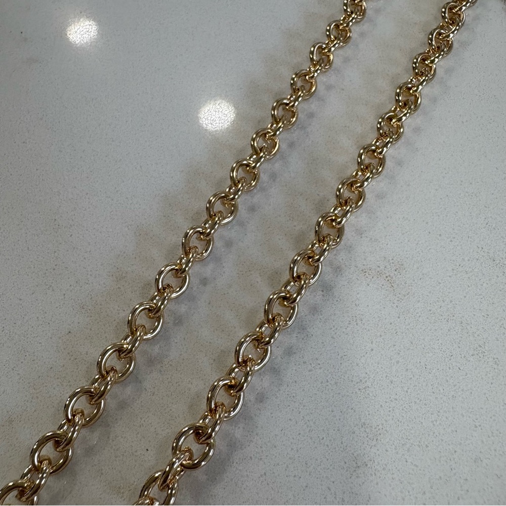 Ann Taylor Gold Chain Necklace - Picture 8 of 8
